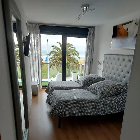 Marte A Pie De Playa Y Garaje Appartamento