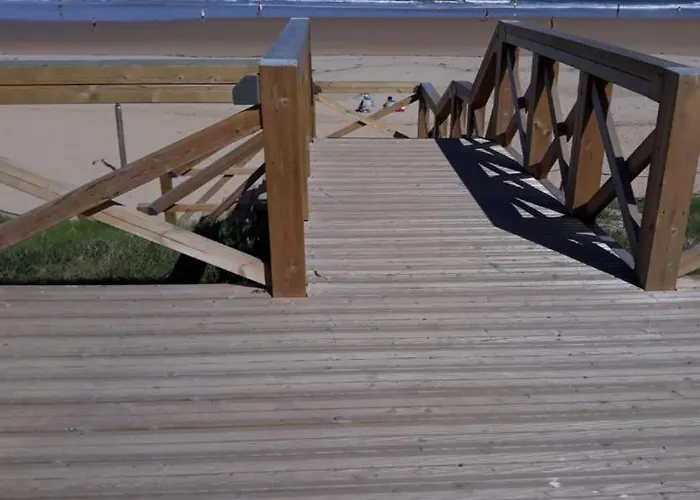 Marte A Pie De Playa Y Garaje *