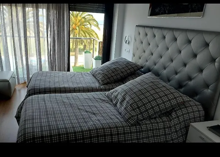 Marte A Pie De Playa Y Garaje * Suances