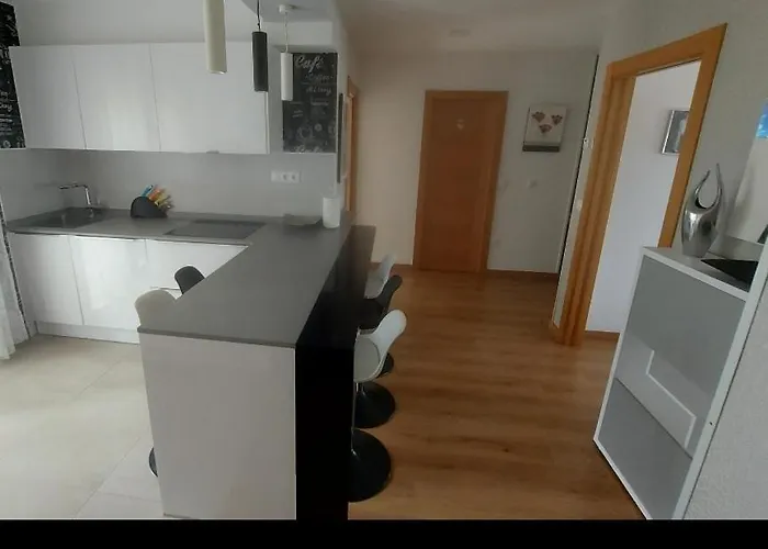 Marte A Pie De Playa Y Garaje Daire